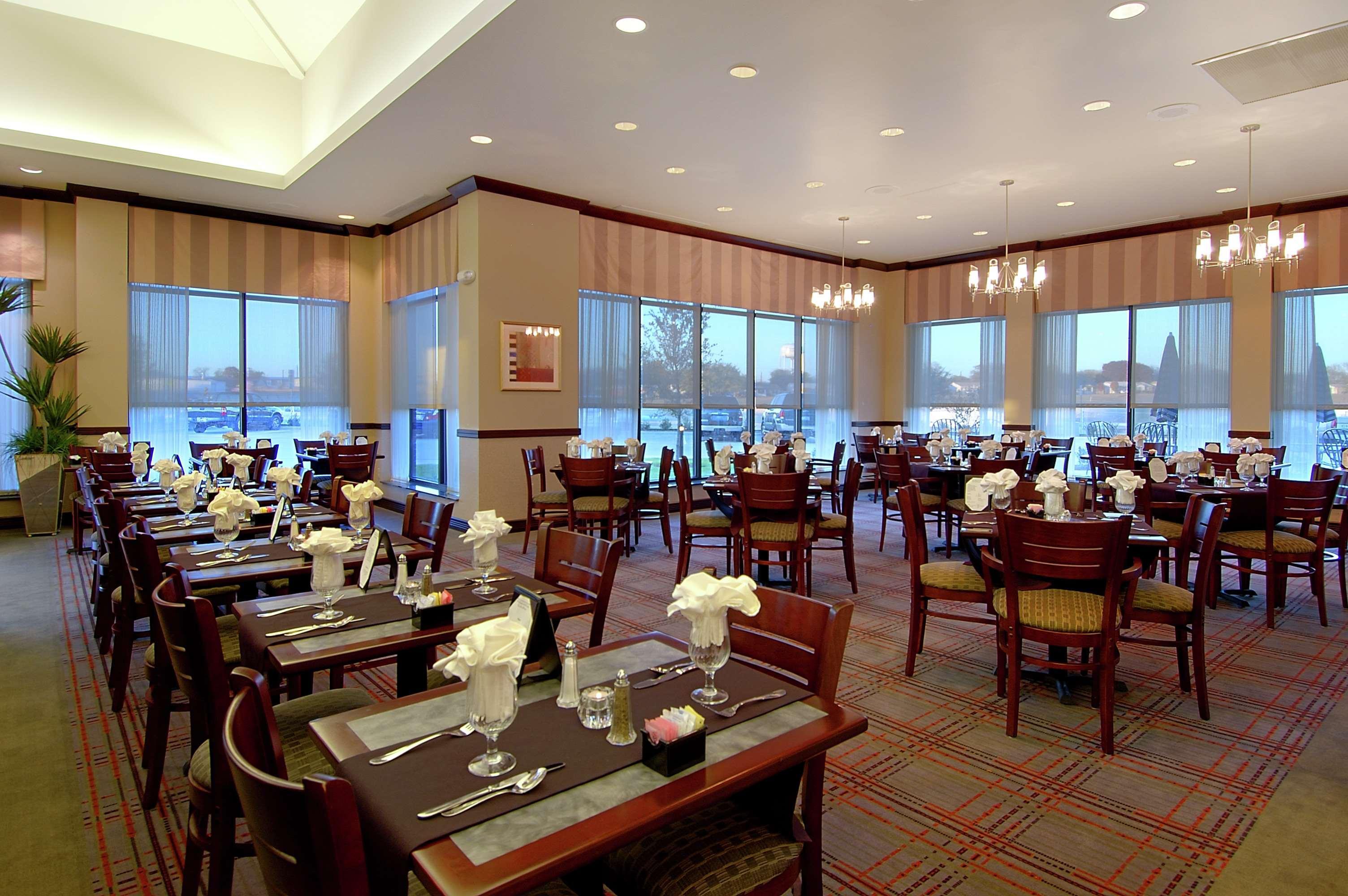 Hilton Garden Inn Dallas/Дънканвил Ресторант снимка