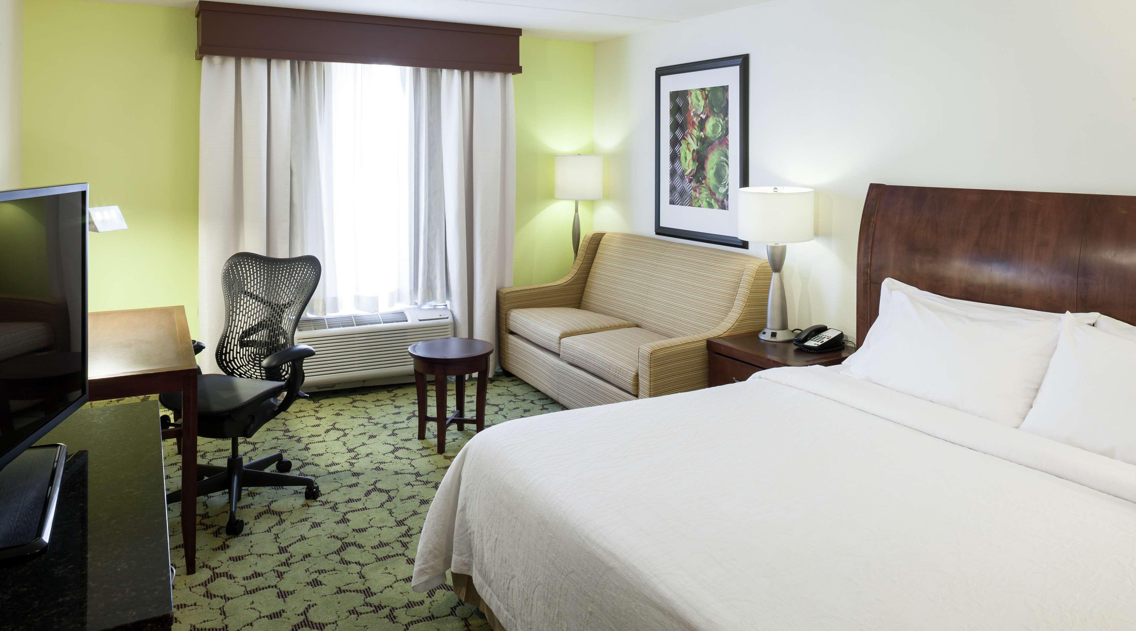 Hilton Garden Inn Dallas/Дънканвил Екстериор снимка