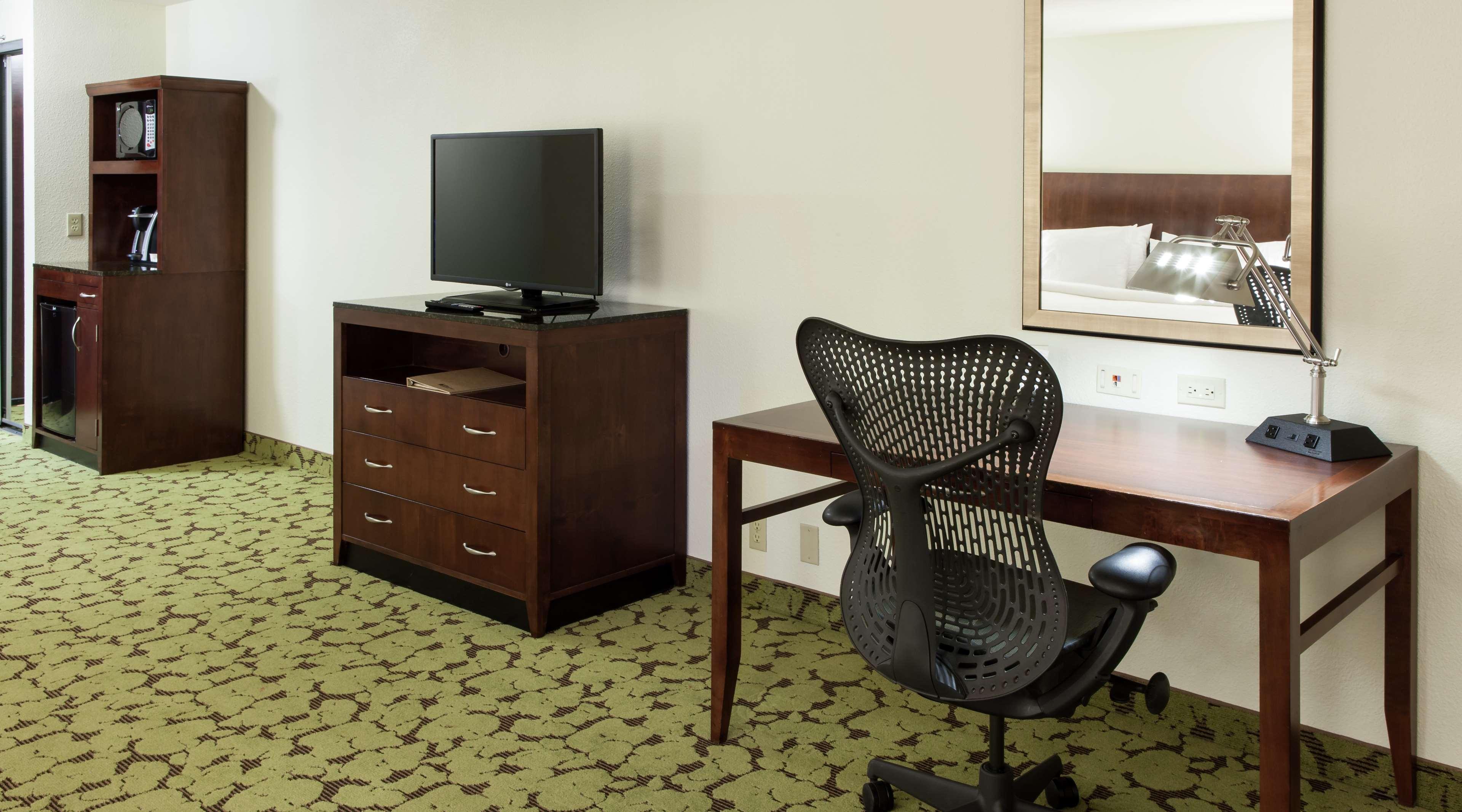 Hilton Garden Inn Dallas/Дънканвил Екстериор снимка
