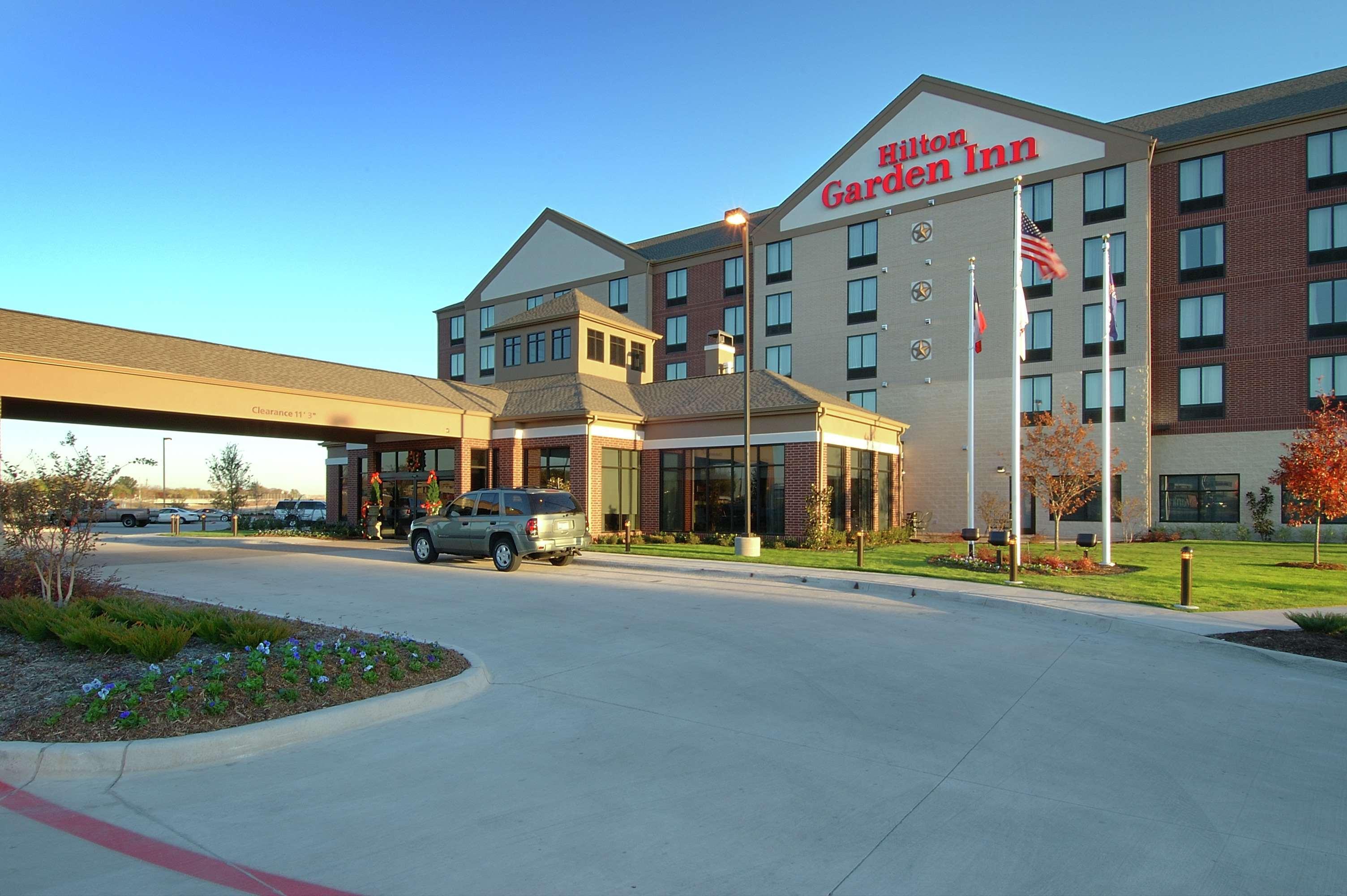 Hilton Garden Inn Dallas/Дънканвил Екстериор снимка