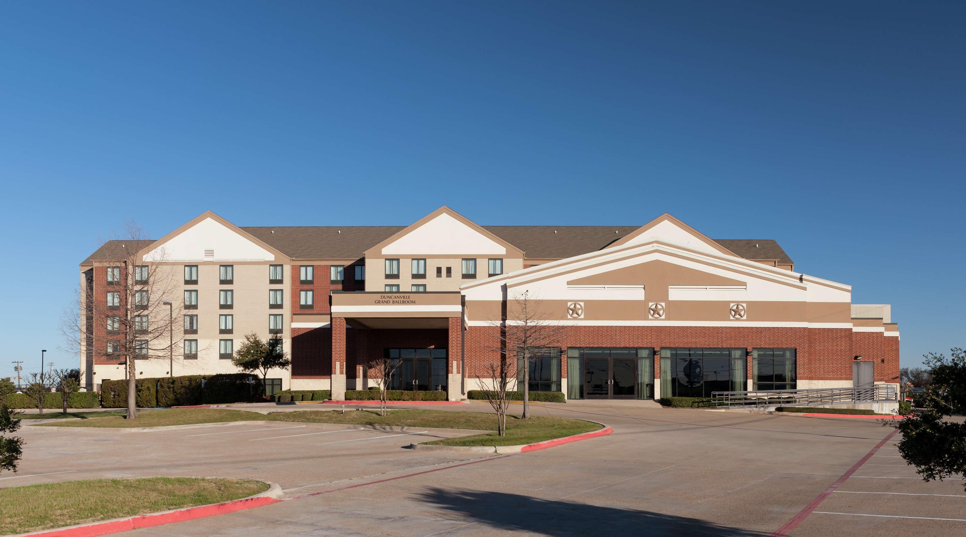 Hilton Garden Inn Dallas/Дънканвил Екстериор снимка