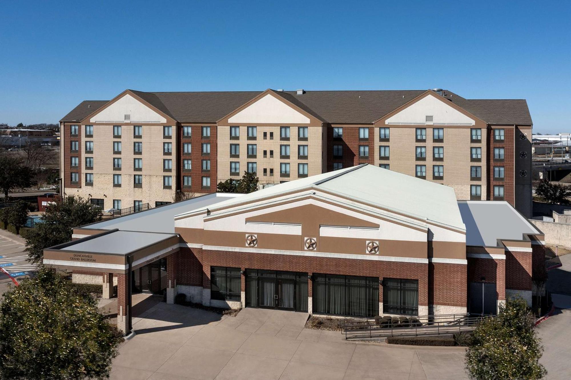 Hilton Garden Inn Dallas/Дънканвил Екстериор снимка